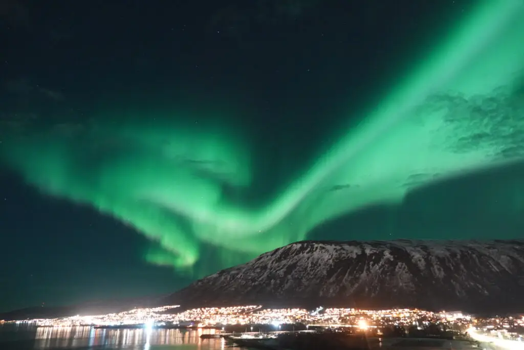 Spectacular northern lights with trusted travel companion